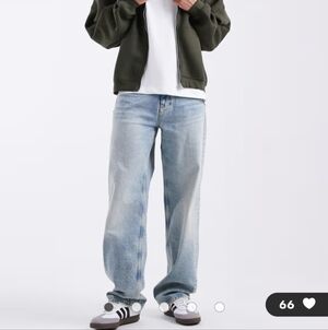 Tommy Hilfiger Men's Relaxed Light Blue Jeans